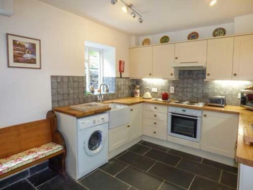 3 Glanrafon
