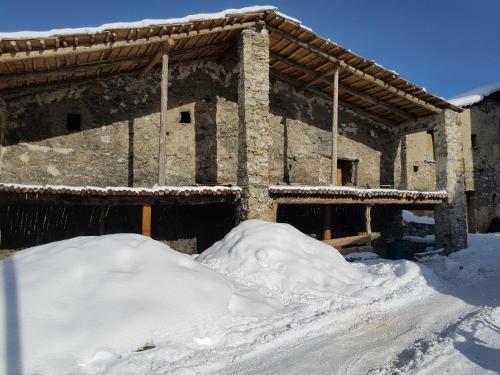 Hostal Guesthouse Robi