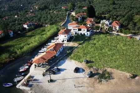 Aktaion Hotel