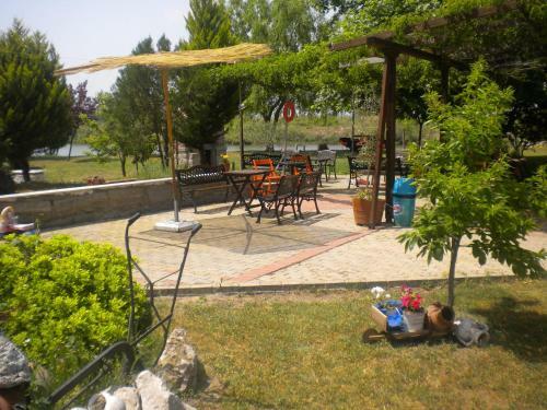 Hostal Porto Lagos Rooms