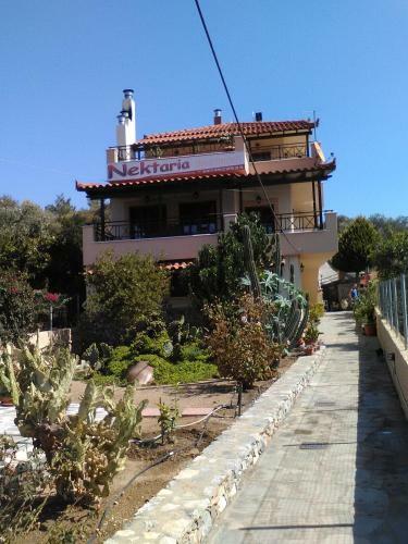 Nektaria Samos