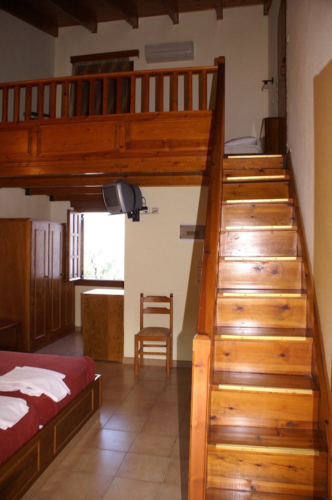Hotel Drymna