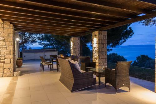 Nissi View Villa