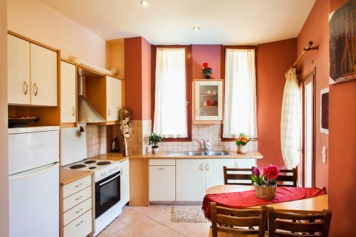 Apartamento Estate Kares