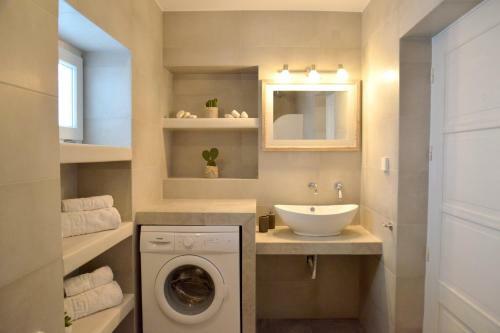 Irini`s House