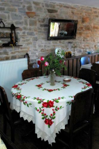 Hostal Archontiko Parisis