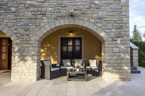 Villa Ladonja With Private Pool And Sauna