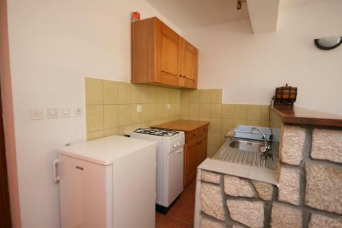 Apartment Mandre 6456b