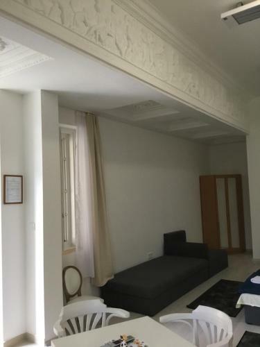 Li-di Apartman