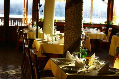Camelot Club Hotel