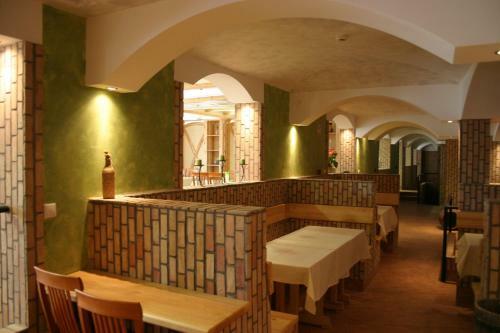 Hotel Pincelakat Borh�z �s Sz�lloda