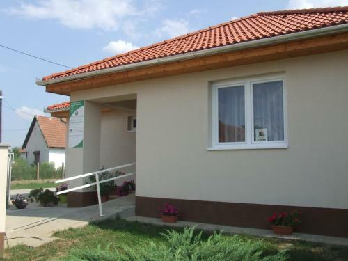 Hostal Meggyes Vend�gh�z