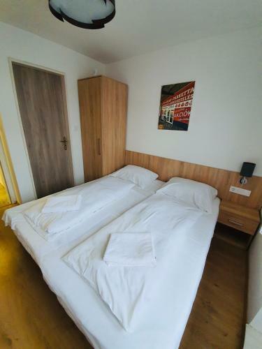 Bed & Breakfast Retro Hotel