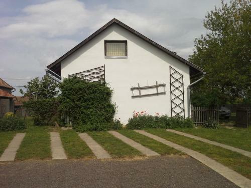Kiad-lak Apartmanok