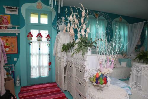 Hostal Feh�r Tulip�n Apartman