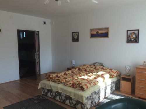 Hostal Bajusz Vend�gh�z