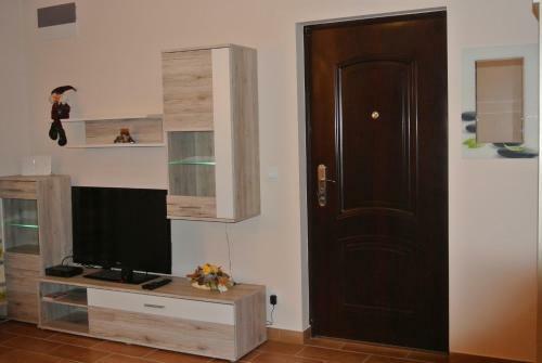 �va Apartman Cserkesz?l?