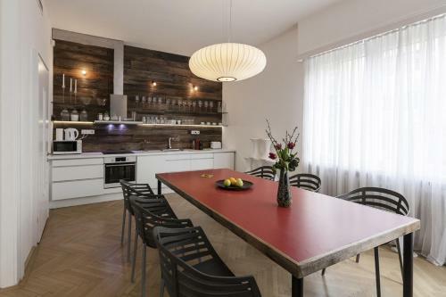 Luxury Bauhaus Apartment