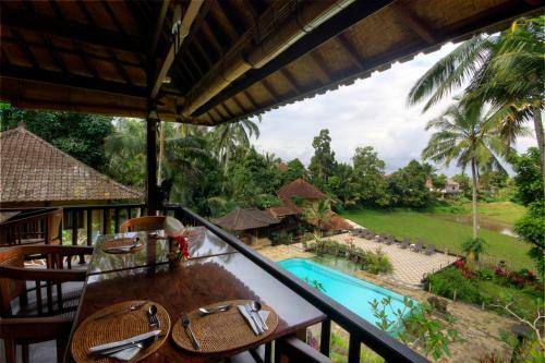 Cempaka Belimbing Villa