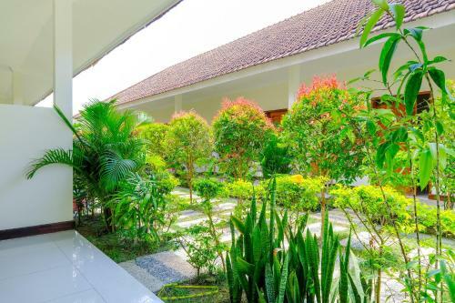 Oyo 1659 Sengkunyit Bukit Hotel
