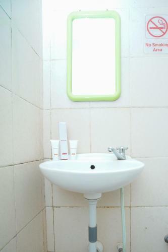 Hostal Oyo 1239 Mojokerto Classic Residence