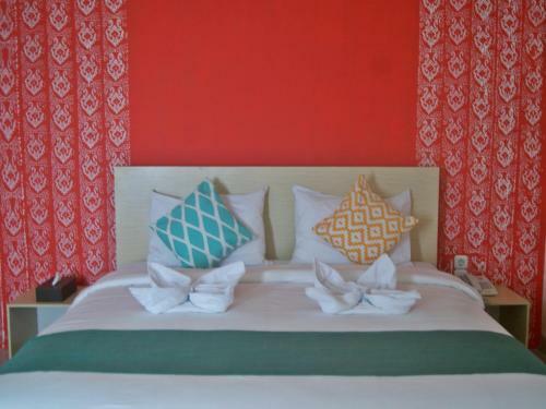 Leos Hotel