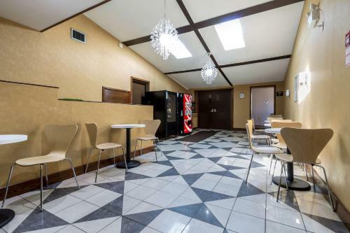 Hotel Motel 6 Trenton On
