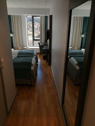 Domb�s Hotel