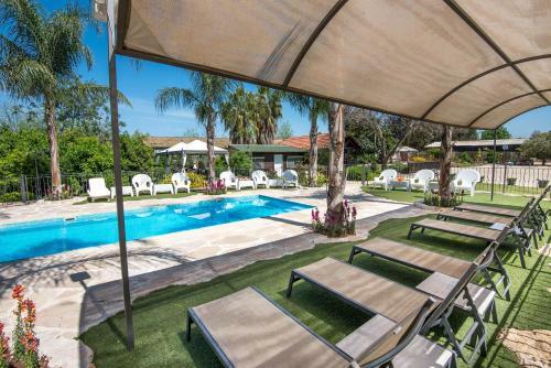 Hotel Song Of Galilee