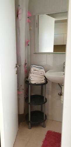 Hostal Shefer Guesthouse