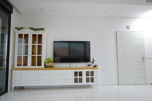 Open Sky Luxury Apartment