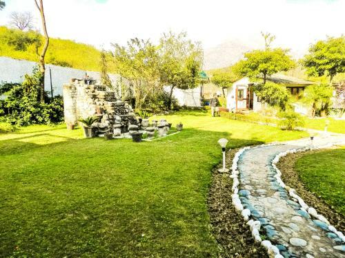 Posada Van Durga Villas & Suites