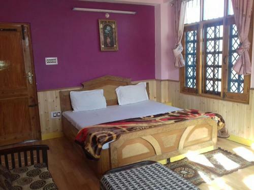Delightful Stay Between The Valley