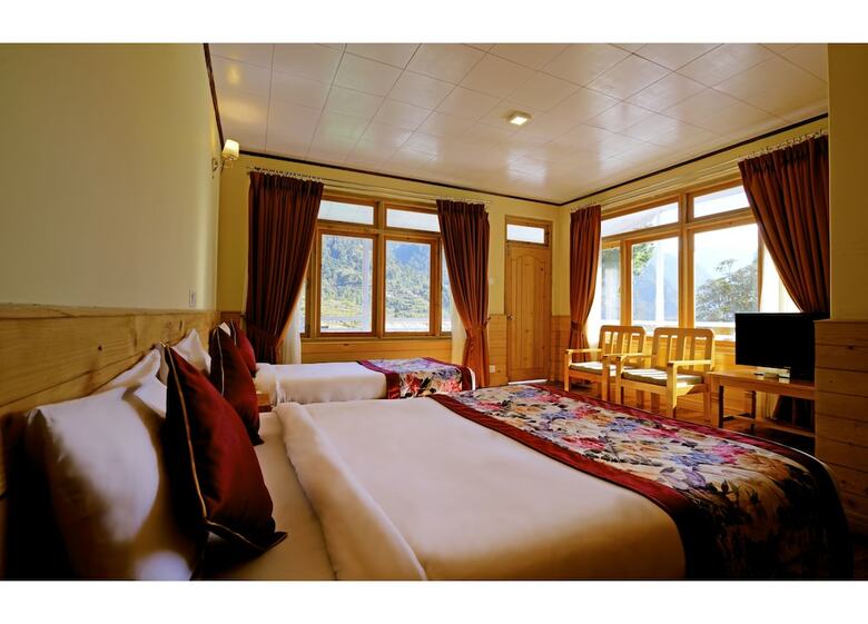 Hotel Summit Alpine Resort