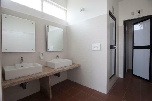 Hotel Genx Crystal Inn Chikmagaluru