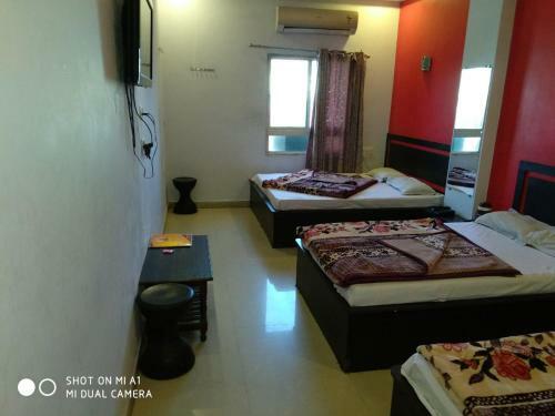 Hotel Surbhi Palace