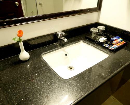 Hotel Avs Imperiaa Karaikal