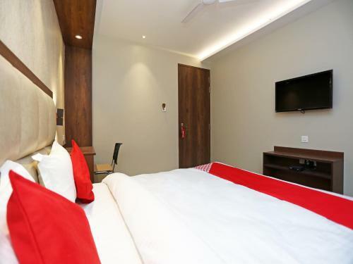 Oyo 18890 Hotel City Inn