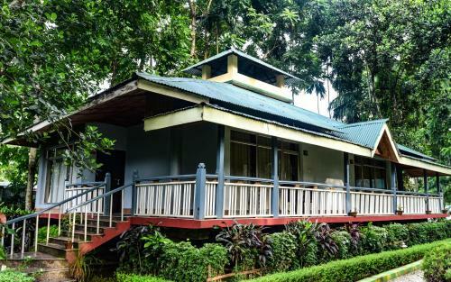 Hotel Aranya Resorts