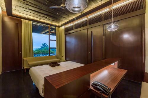Villa Saffronstays Aquila