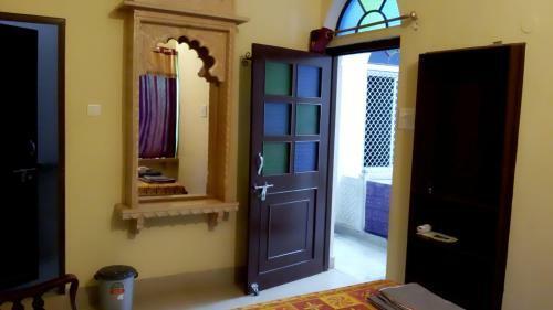 Hostal Shivam Tourist Guest House