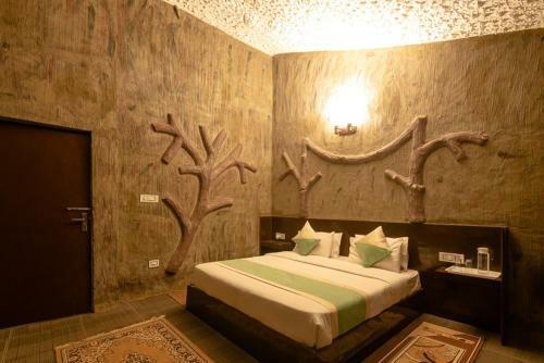 Hotel Upvan Wildlife Resort - Pura Stays