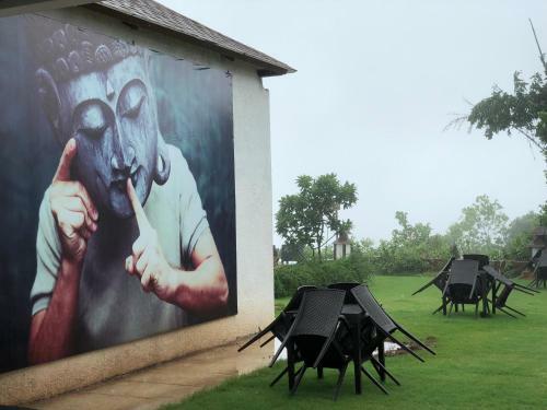 Hotel Exotica Suvarna Samudra