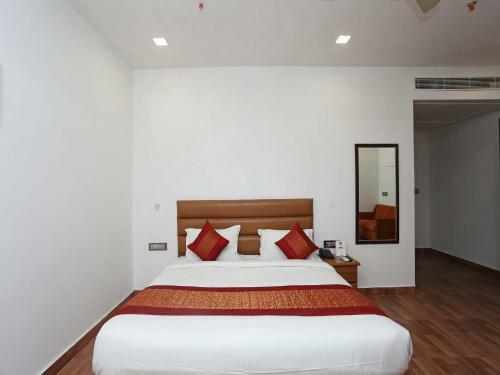 Amora Hotel Dwarka