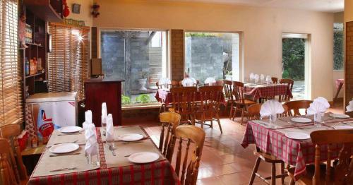 Hotel Red Sparrow Munnar