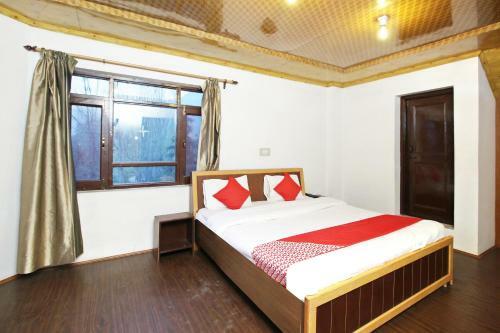 Hostal Oyo 35642 Assad Resorts
