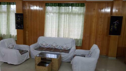 Hotel Vamoosetrail Tawang(1)