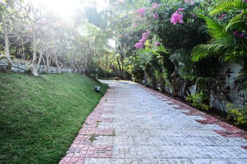 Luxury Villa With A Private Landscaped Garden