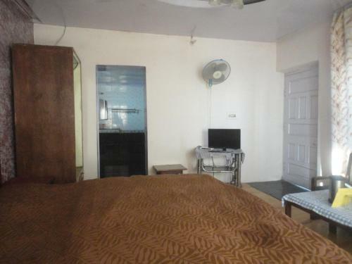 Hotel Walnut Grove