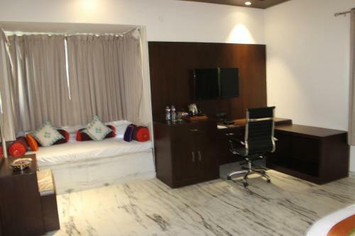 Hotel Ramya Resort & Spa